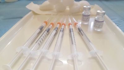Nemocnica AGEL Zlaté Moravce podala za minulý rok takmer 25 500 dávok vakcíny proti koronavírusu